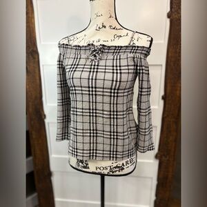 KidPik Off Shoulder Plaid Top Medium Bow Front Girls Blouse Great Condition